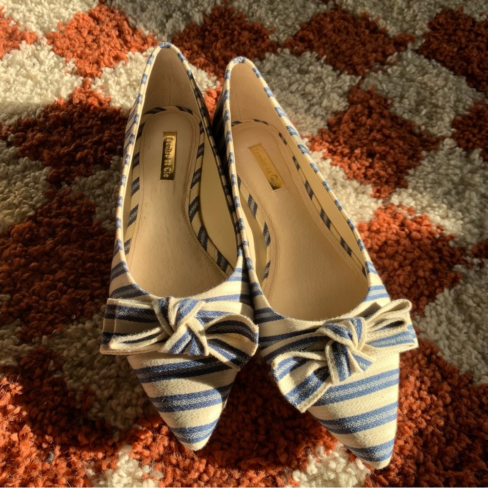 NWT Louise et Cie Aramina Bow Flat